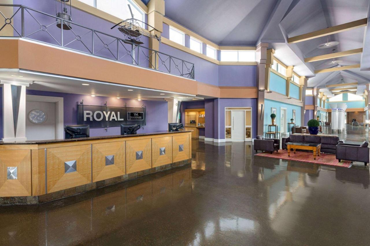 Royal Hotel Edmonton Airport Trademark Collection By Wyndham Leduc Zewnętrze zdjęcie